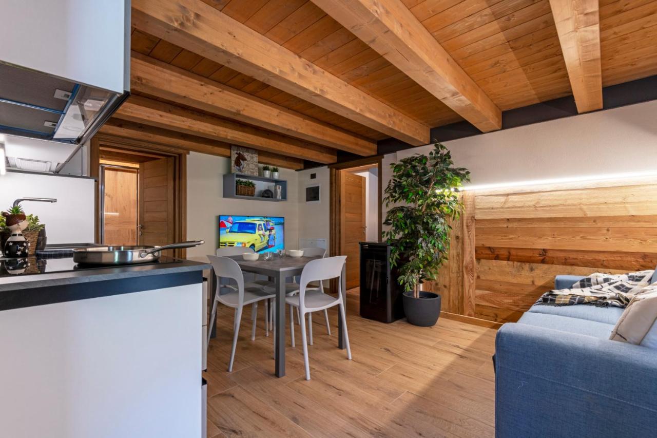 Maison Marcoz - Appartamenti Vacanze Етрабълс Екстериор снимка