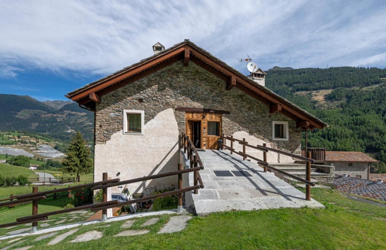 Maison Marcoz - Appartamenti Vacanze Етрабълс Екстериор снимка